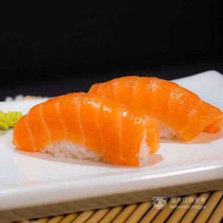 Beni Toro Salmon Belly Nigiri