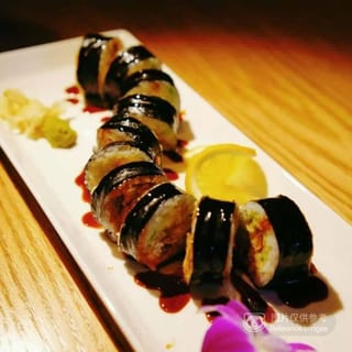 Spider Roll (Black Widow)